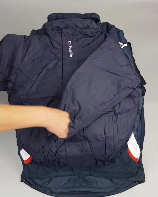 Фотография  594 - Куртки СПОРТ СТОК дети#10 кг , Лот№ 2641 оптом в Кемерово и Кемеровской области