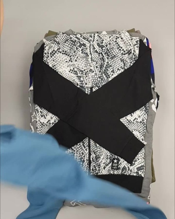 Фотография  777 - CIRCUS mix #13 кг, ЛОТ №4257 оптом в Кемерово и Кемеровской области