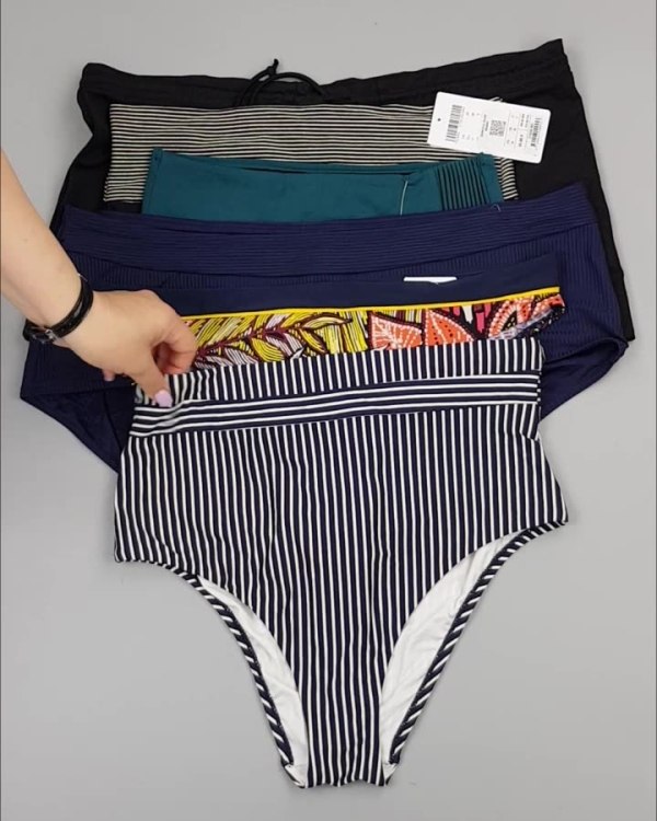 Фотография  500 - Купальники Chantelle#23 шт, ЛОТ №4412 оптом в Кемерово и Кемеровской области