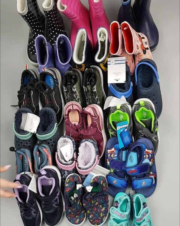 Фотография  903 - Обувь ALDI дети лето#10 кг, ЛОТ №4457 оптом в Кемерово и Кемеровской области