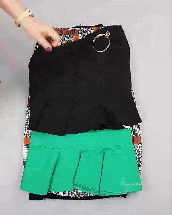 Фотография  853 - Юбки Корея#20 шт, ЛОТ №5061 оптом в Кемерово и Кемеровской области