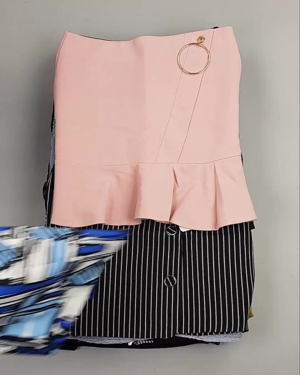 Фотография  426 - Юбки Корея#20 шт, ЛОТ №5061 оптом в Кемерово и Кемеровской области