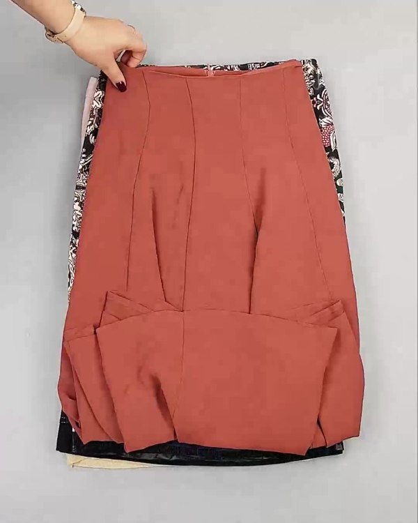 Фотография  554 - Юбки Корея#20 шт, ЛОТ №5062 оптом в Кемерово и Кемеровской области