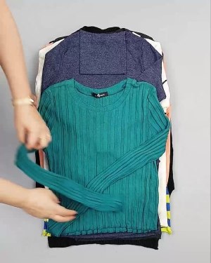 Фотография  972 - Джемпера легкие Корея#20 шт, ЛОТ №5081 оптом в Кемерово и Кемеровской области