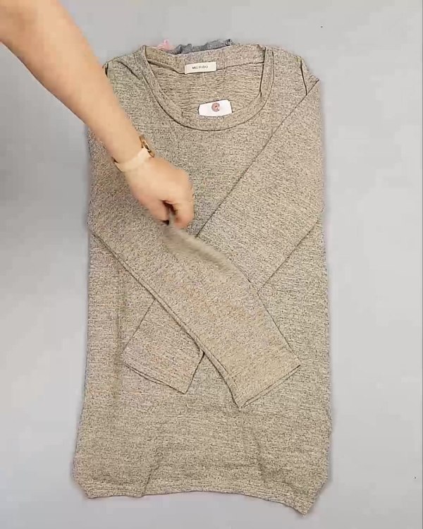 Фотография  970 - Джемпера легкие Корея#20 шт, ЛОТ №5083 оптом в Кемерово и Кемеровской области