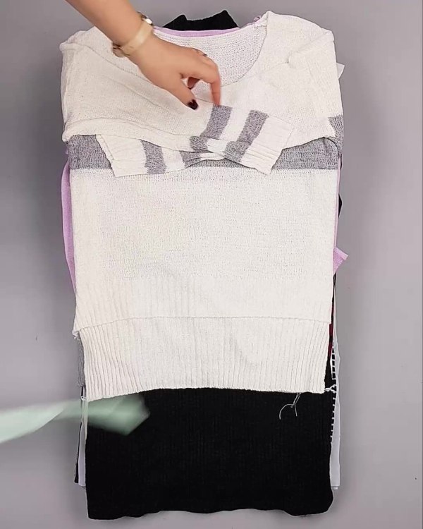 Фотография  615 - Джемпера легкие Корея#20 шт, ЛОТ №5083 оптом в Кемерово и Кемеровской области