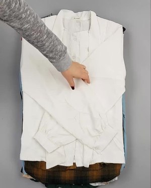 Фотография  618 - Блузки Корея#20 шт, ЛОТ №5622 оптом в Кемерово и Кемеровской области