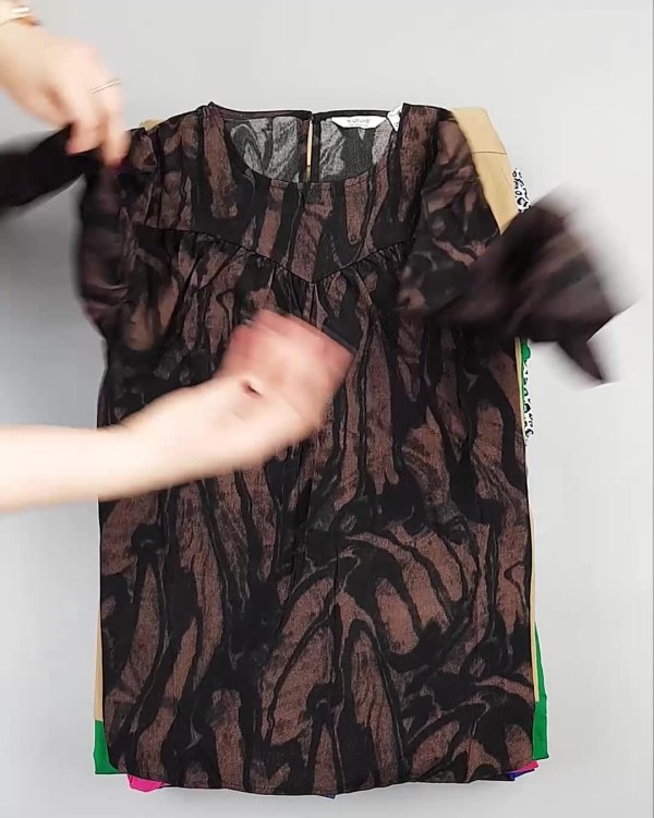 Фотография  643 - DK, Bestseller + Summer mix#15 кг, ЛОТ №5626 оптом в Кемерово и Кемеровской области