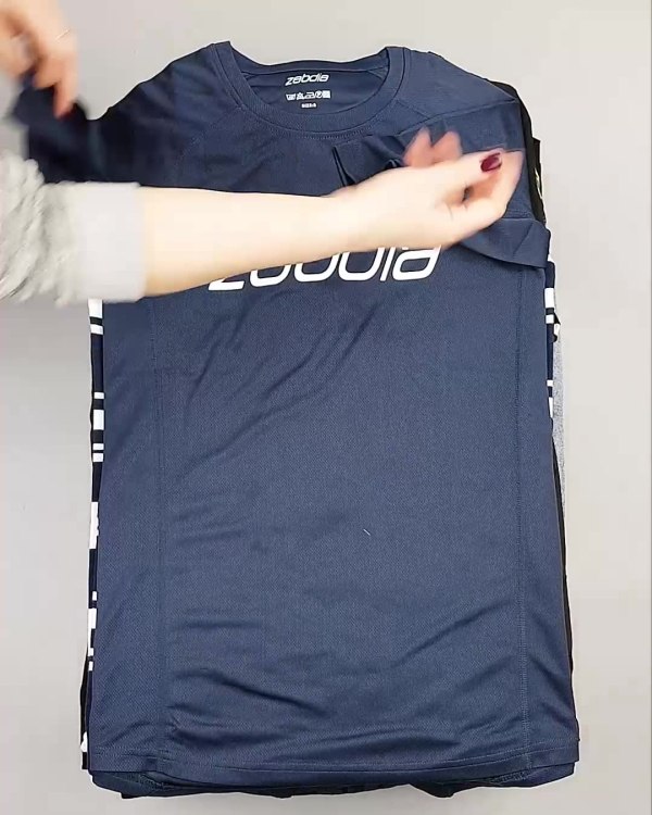 Фотография  607 - DK, Bestseller + Summer mix#15 кг, ЛОТ №5626 оптом в Кемерово и Кемеровской области