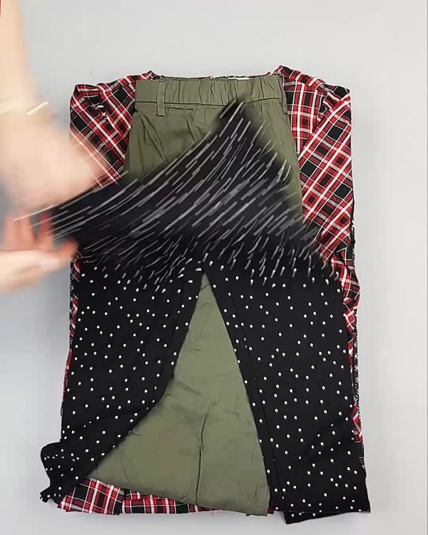 Фотография  403 - OVS Summer м/ж mix#15 кг, ЛОТ №5801 оптом в Кемерово и Кемеровской области