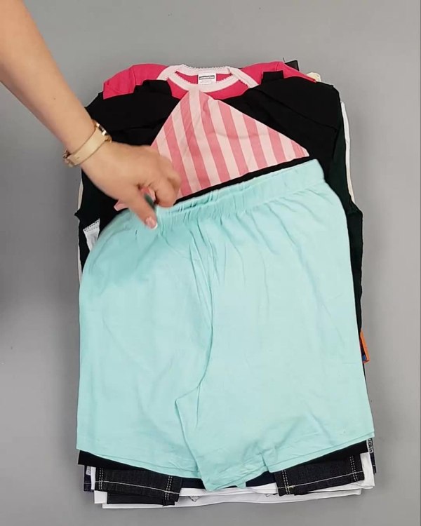 Фотография  715 - BRAND STOCK Kids Summer#10 кг, ЛОТ №5810 оптом в Кемерово и Кемеровской области