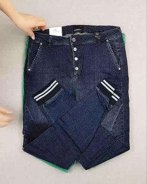 Фотография  977 - Джинсы DK Company 022024#10 кг, ЛОТ №5946 оптом в Кемерово и Кемеровской области