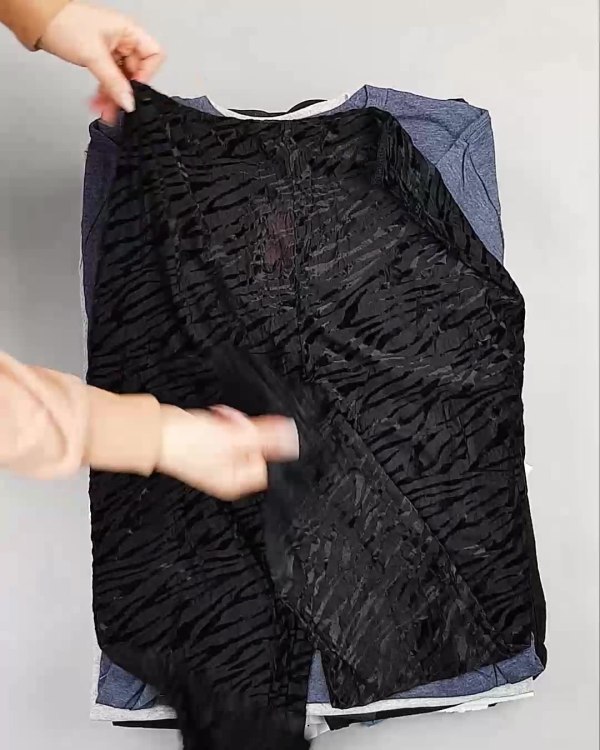 Фотография  831 - Англия СТОК лето#15 кг, ЛОТ №6003 оптом в Кемерово и Кемеровской области