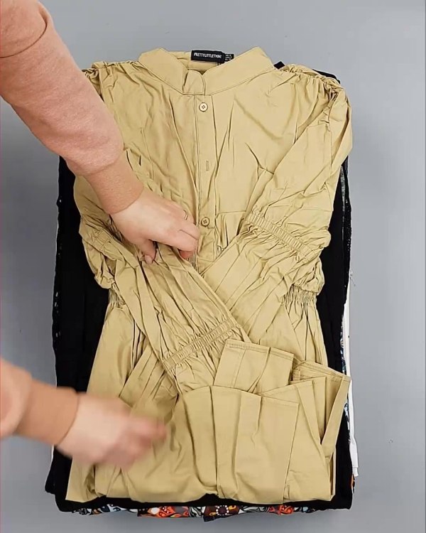 Фотография  806 - Англия СТОК лето#15 кг, ЛОТ №6004 оптом в Кемерово и Кемеровской области