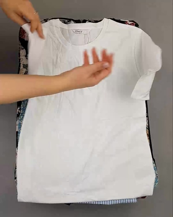 Фотография  324 - BESTSELLER WOMEN Summer mix#15 кг, ЛОТ №6017 оптом в Кемерово и Кемеровской области