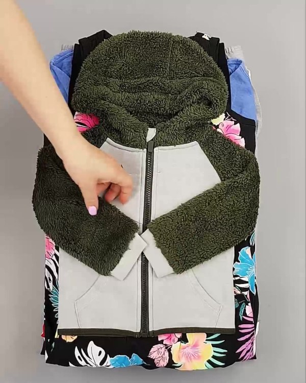 Фотография  704 - BABY KIDS CAN 44#7 кг, ЛОТ №6036 оптом в Кемерово и Кемеровской области