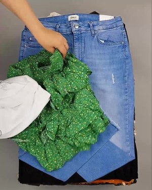 Фотография  592 - DK, Bestseller Summer mix#50 кг, ЛОТ №6186 оптом в Кемерово и Кемеровской области