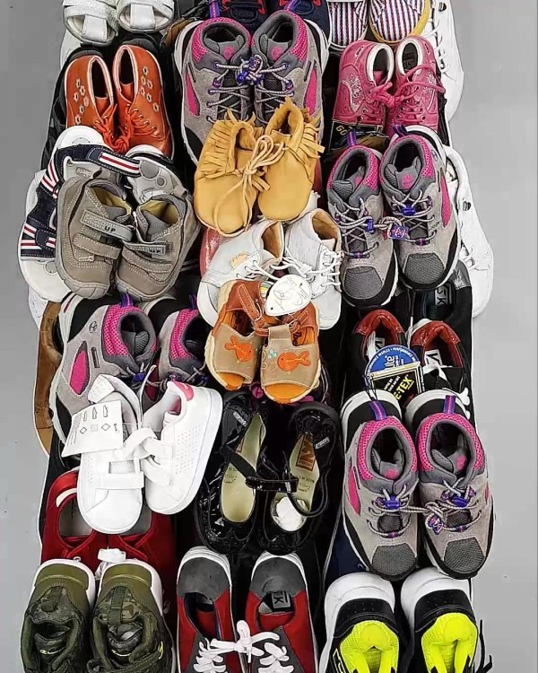 Фотография  759 - Обувь СТОК дети лето#15,4 кг, ЛОТ №6192 оптом в Кемерово и Кемеровской области