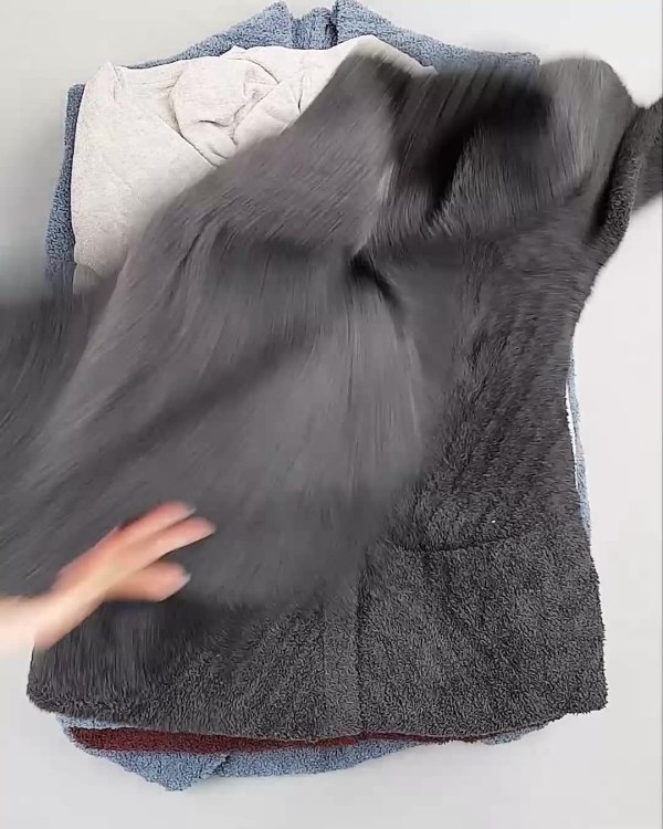 Фотография  330 - Кардиганы СТОК CAN#10 кг, ЛОТ №6474 оптом в Кемерово и Кемеровской области