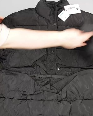 Фотография  373 - Верхняя одежда Англия СТОК #10 кг, ЛОТ №6729 оптом в Кемерово и Кемеровской области