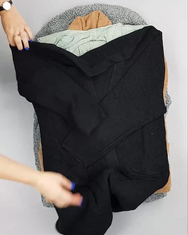 Фотография  530 - Кардиганы СТОК CAN#10 кг, ЛОТ №6887 оптом в Кемерово и Кемеровской области