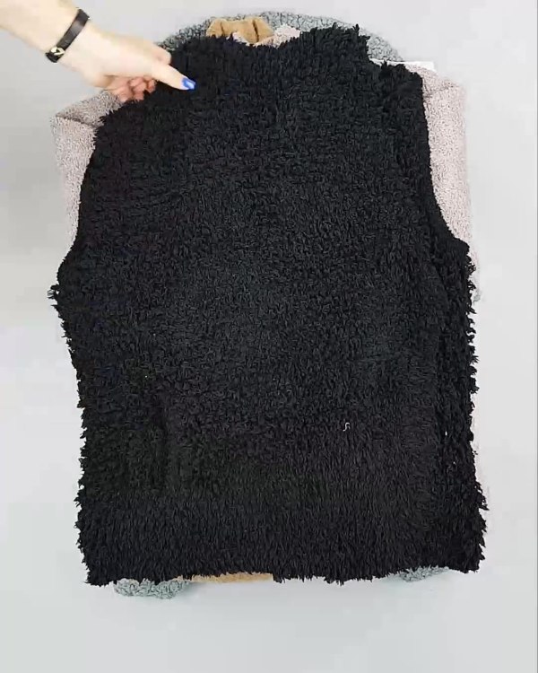 Фотография  823 - Кардиганы СТОК CAN#10 кг, ЛОТ №6887 оптом в Кемерово и Кемеровской области