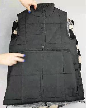 Фотография  650 - Верхняя одежда Дания#10,2 кг ЛОТ №6911 оптом в Кемерово и Кемеровской области