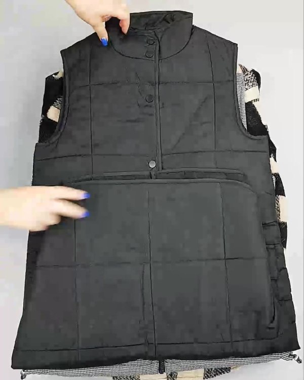 Фотография  696 - Верхняя одежда Дания#10,2 кг ЛОТ №6911 оптом в Кемерово и Кемеровской области