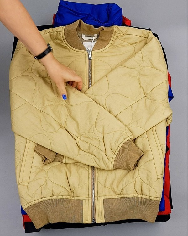 Фотография  447 - Ветровки CAN 084#10 кг, ЛОТ №6939 оптом в Кемерово и Кемеровской области