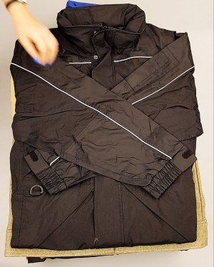 Фотография 983 - Ветровки CAN 084#10 кг, ЛОТ №6939 оптом в Кемерово и Кемеровской области