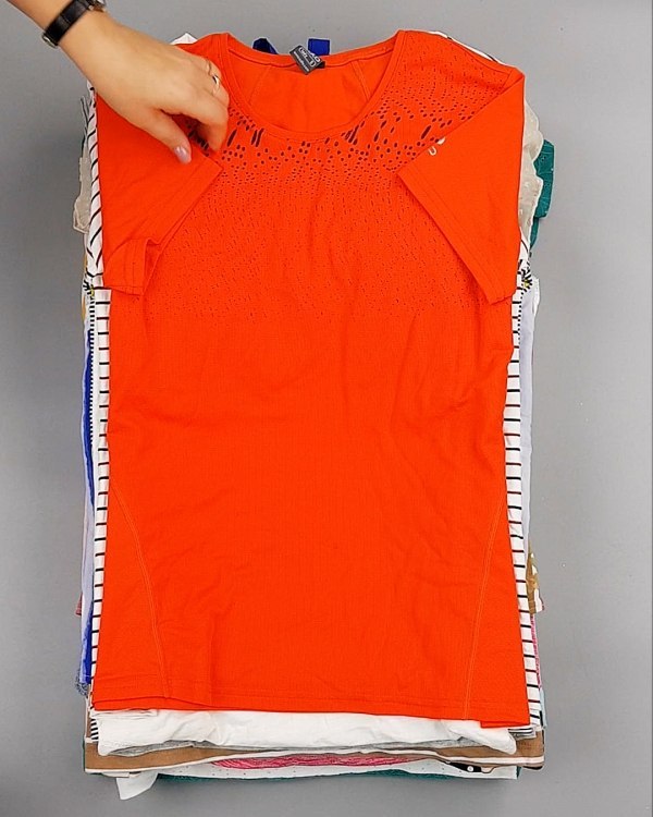 Фотография  797 - Cream Футболки поло женские#25 кг оптом в Кемерово и Кемеровской области