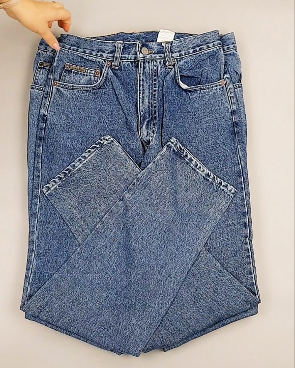 Фотография  598 - Джинсы CALVIN KLEIN муж #7,6 кг, ЛОТ №7020 оптом в Кемерово и Кемеровской области