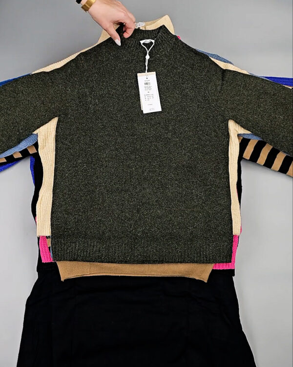 Фотография  139 - Джемпера Bestseller 104#7 кг, ЛОТ СТ-10040 оптом в Кемерово и Кемеровской области