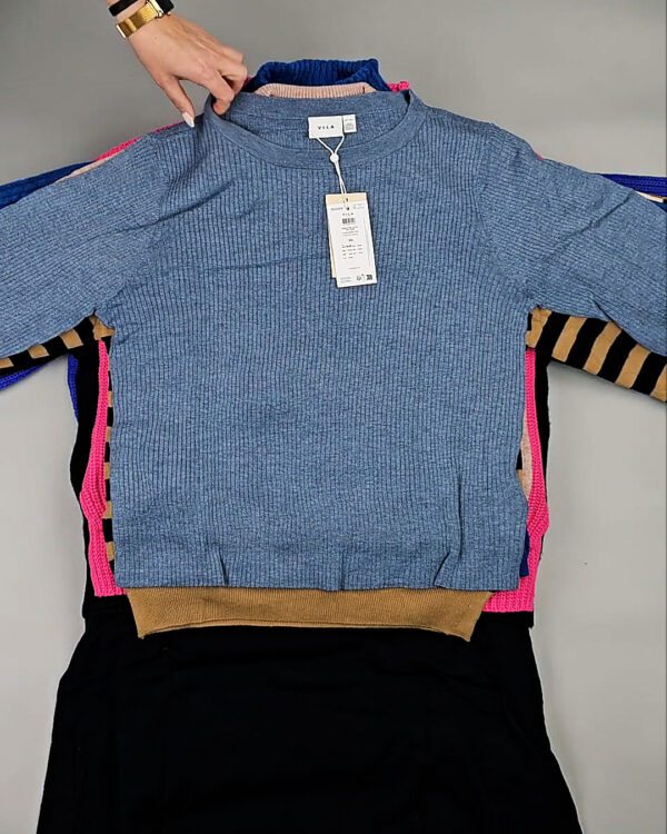 Фотография  104 - Джемпера Bestseller 104#7 кг, ЛОТ СТ-10040 оптом в Кемерово и Кемеровской области