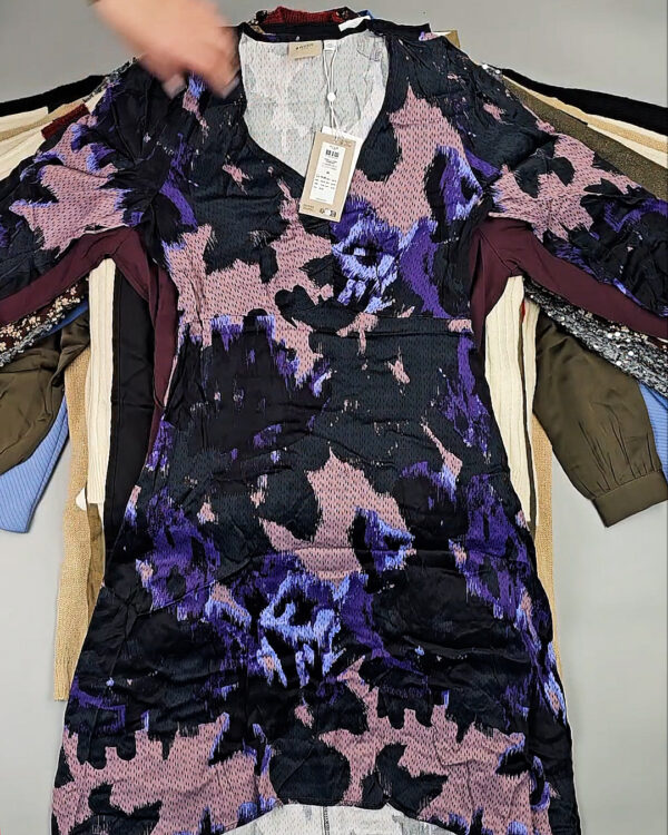 Фотография  464 - VILA Winter mix 104#15 кг, ЛОТ СТ-10084 оптом в Кемерово и Кемеровской области