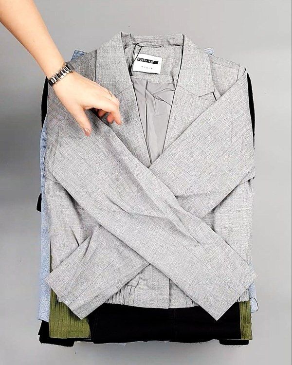 Фотография  893 - Bestseller Winter mix 104#15 кг, ЛОТ №7347 оптом в Кемерово и Кемеровской области