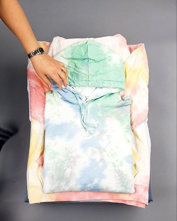 Фотография  697 - HOODIE CAN 084#10 кг, ЛОТ №7426 оптом в Кемерово и Кемеровской области