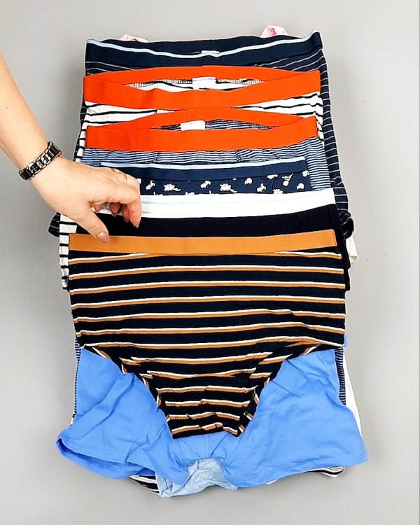 Фотография  665 - Нижнее белье TCM Kids 074#5 кг, ЛОТ №7395 оптом в Кемерово и Кемеровской области