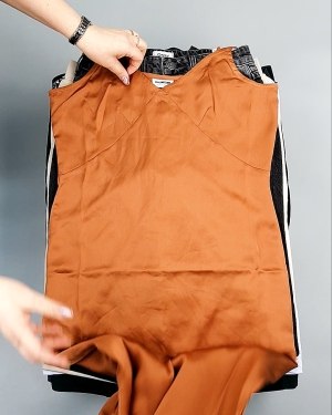 Фотография  394 - Bestseller Summer mix 104#15 кг, ЛОТ №7493 оптом в Кемерово и Кемеровской области