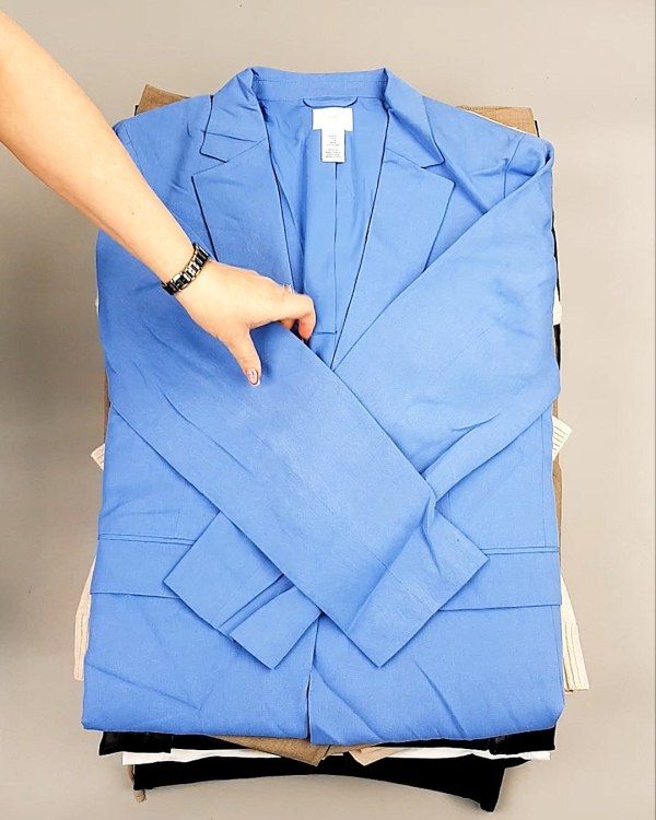 Фотография  778 - 12191 H&M mix textil 1224#25 кг, ЛОТ №7489 оптом в Кемерово и Кемеровской области