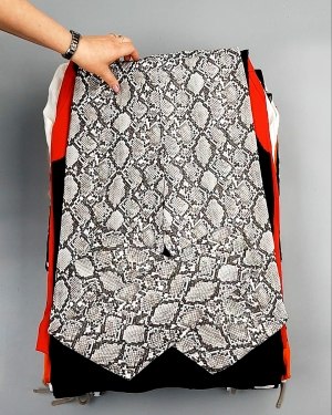 Фотография  680 - 12191 H&M mix textil 1224#25 кг, ЛОТ №7489 оптом в Кемерово и Кемеровской области