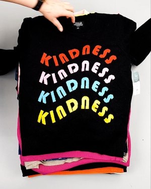 Купить Джемпера легкие СТОК CAN 084#7 кг, ЛОТ №7633 оптом в Кемерово и Кемеровской области