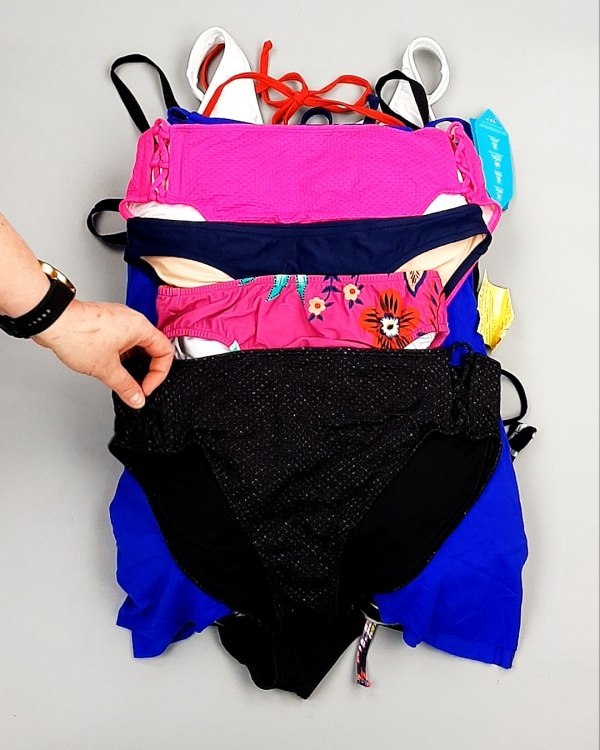 Фотография  194 - Купальники СТОК CAN 124#5 кг, ЛОТ №7690 оптом в Кемерово и Кемеровской области