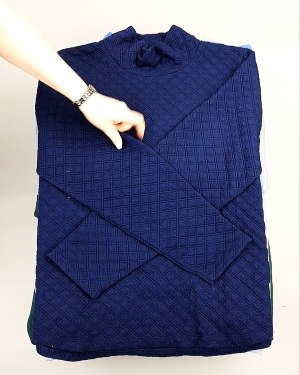 Фотография  613 - SWEATSHIRT CAN 084#10 кг, ЛОТ №7617 оптом в Кемерово и Кемеровской области