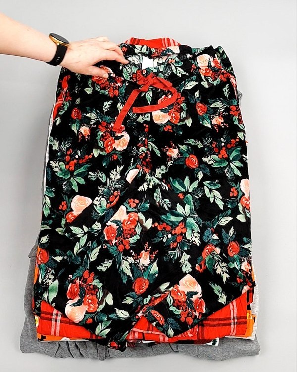 Фотография  832 - Домашняя одежда м/ж AMAZON 015#7 кг, ЛОТ №7782 оптом в Кемерово и Кемеровской области