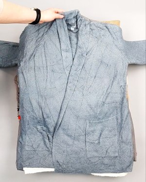 Фотография  827 - Кардиганы СТОК CAN 084#7 кг, ЛОТ №7673 оптом в Кемерово и Кемеровской области