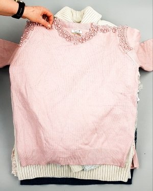 Фотография  105 - Джемпера СТОК CAN 084#7 кг, ЛОТ №7650 оптом в Кемерово и Кемеровской области