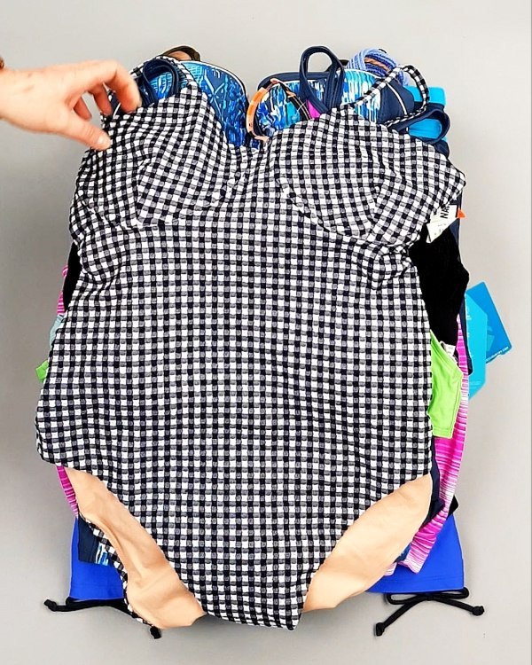 Фотография  262 - Купальники СТОК CAN 124#5 кг, ЛОТ №7689 оптом в Кемерово и Кемеровской области