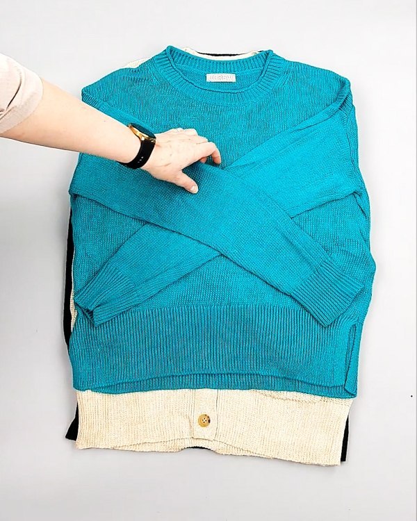 Фотография  954 - Джемпера СТОК CAN 084#7 кг, ЛОТ №7647 оптом в Кемерово и Кемеровской области