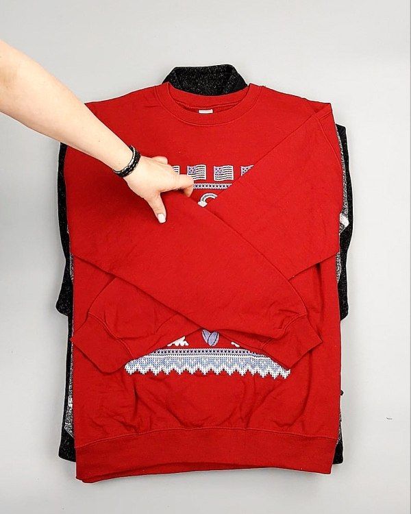 Фотография  867 - SWEATSHIRT CAN 084#10 кг, ЛОТ №7617 оптом в Кемерово и Кемеровской области